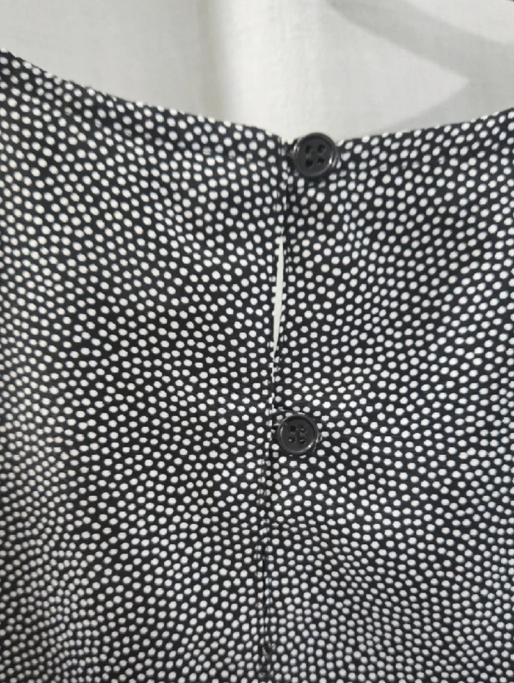 Nicola Black & White Micro‑Dot Blouse – Minimal Luxe Modern Look - Picture 8 of 10